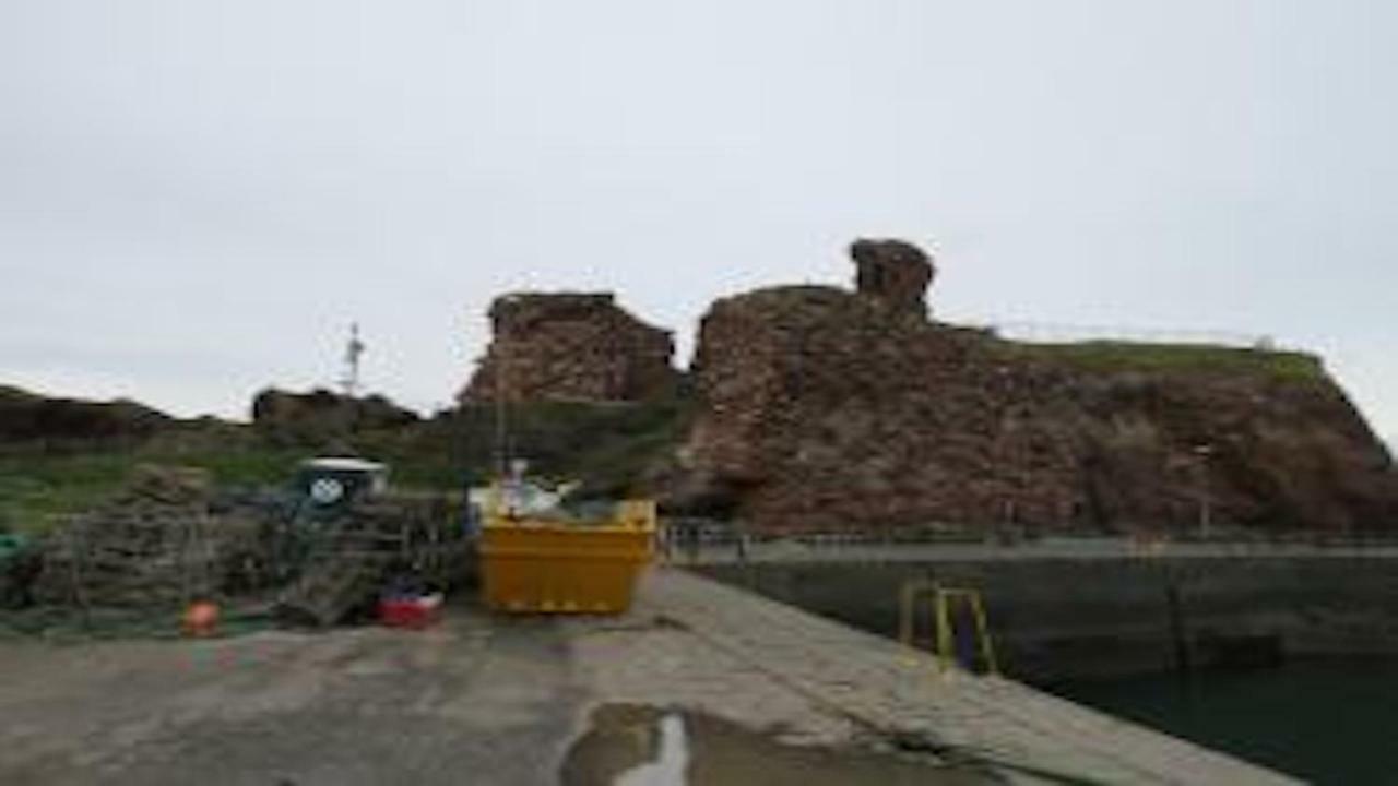 Caravan On Fantastic Site Dunbar Exterior photo